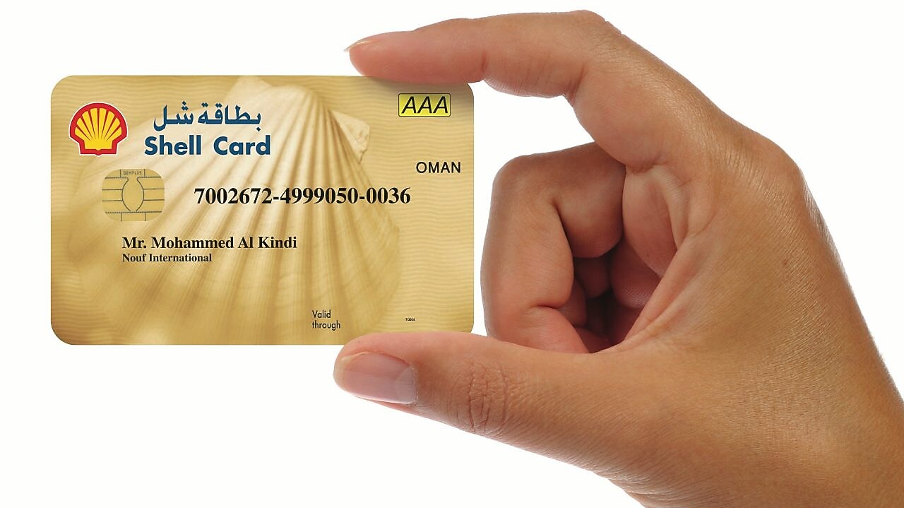 holding euroShell card
