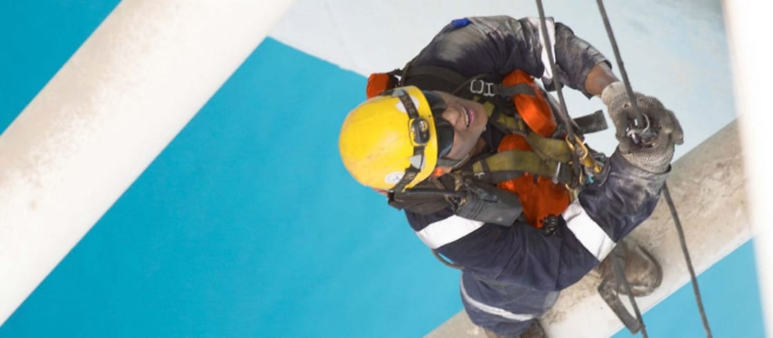 الدليل التفاعلي لبرنامج الخريجين من شل