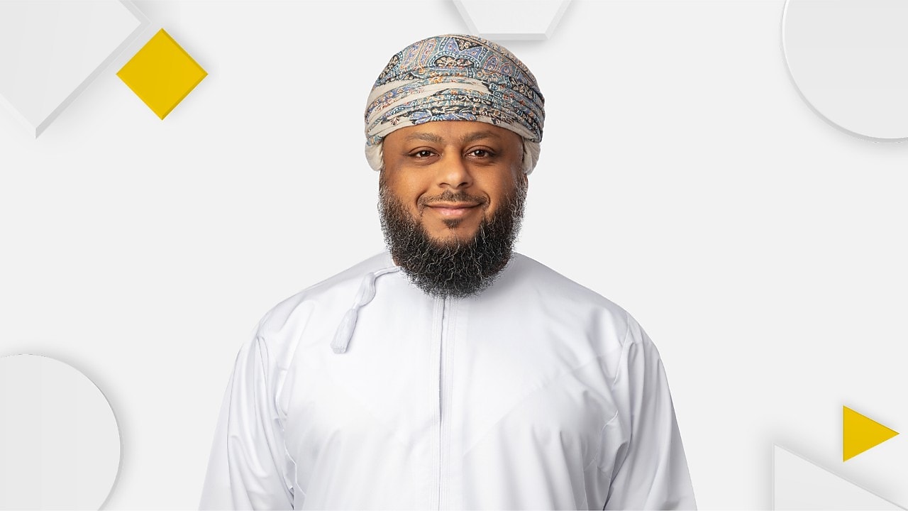 علي الخروصي – عضو