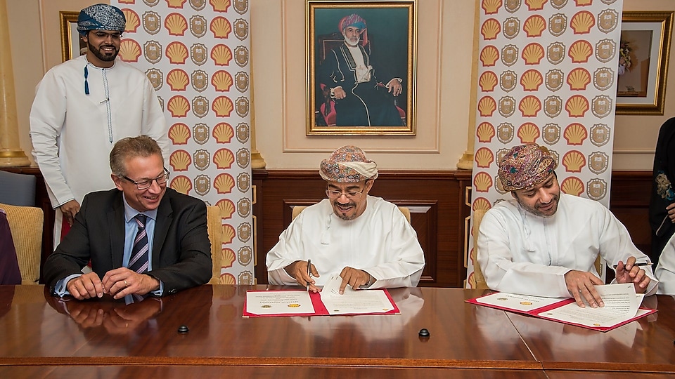 Sultan Qaboos University and Shell sign agreement on Shell Eco-marathon